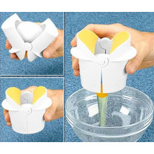 Portable Mini Manual ABS Egg Cracker (SR8442)